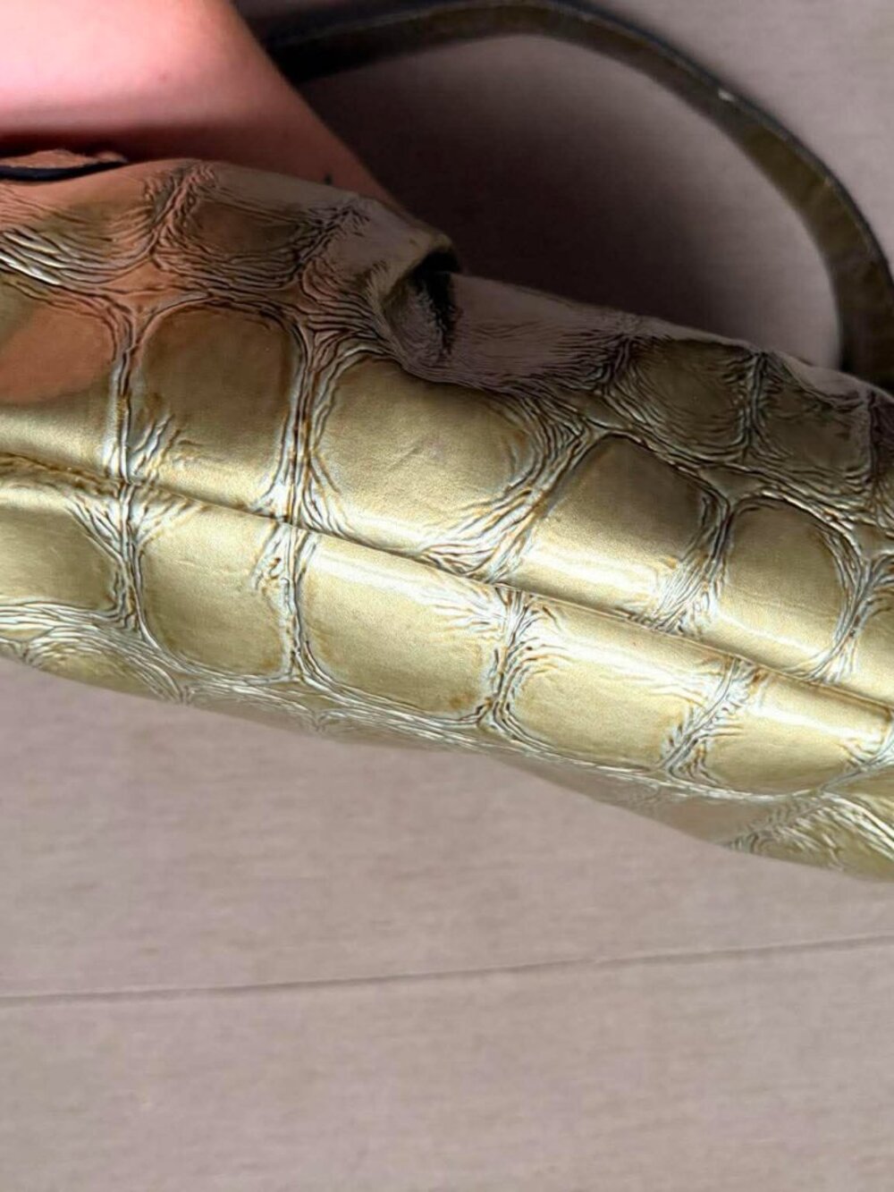 XOXO Y2K Metallic Gold Faux Croc Shoulder Hobo Bag Purse - Picture 3 of 7